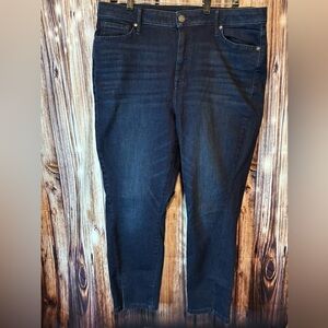 Vera Wang Dark Blue Ankle Jeans